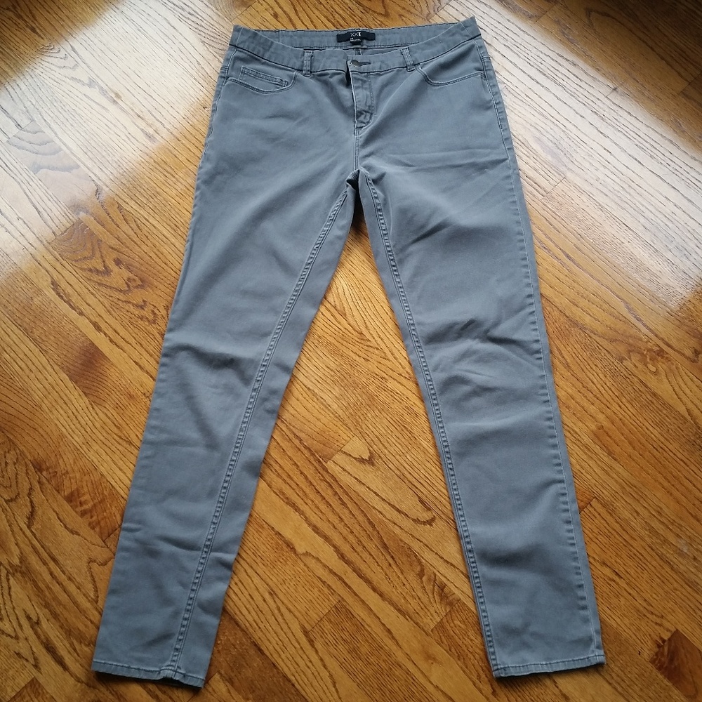 Forever 21 Gray Skinny Jeans